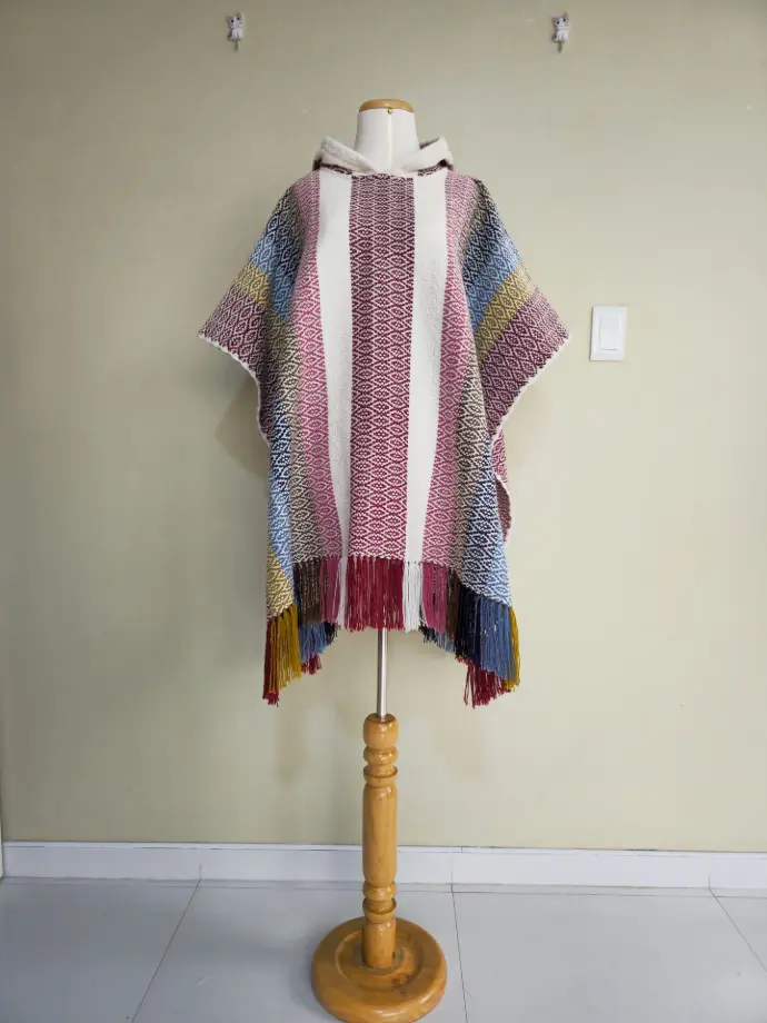 Poncho Montaña de 7 colores con nevada