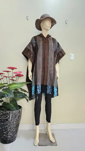 Poncho Marrón
