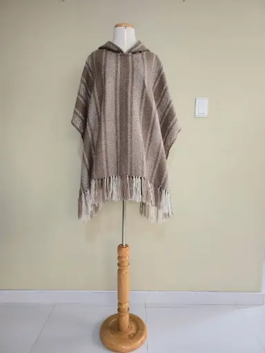 Poncho Raw Umber